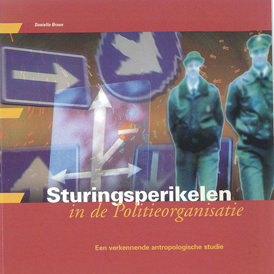 Boek Sturingsperikelen - in de politieorganisatie